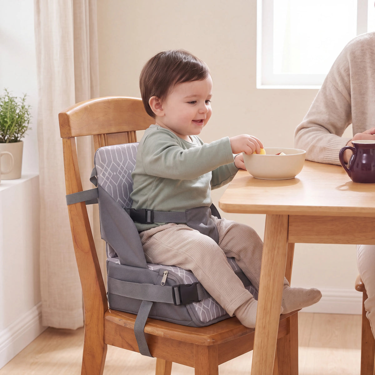 Foldable Baby Booster Seat