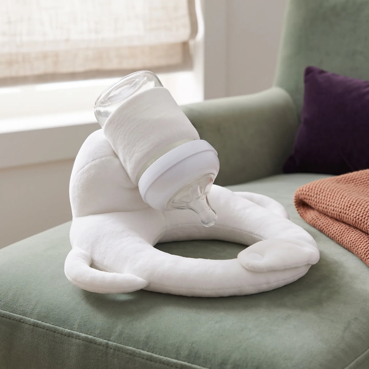 Hands Free Baby Bottle Holder